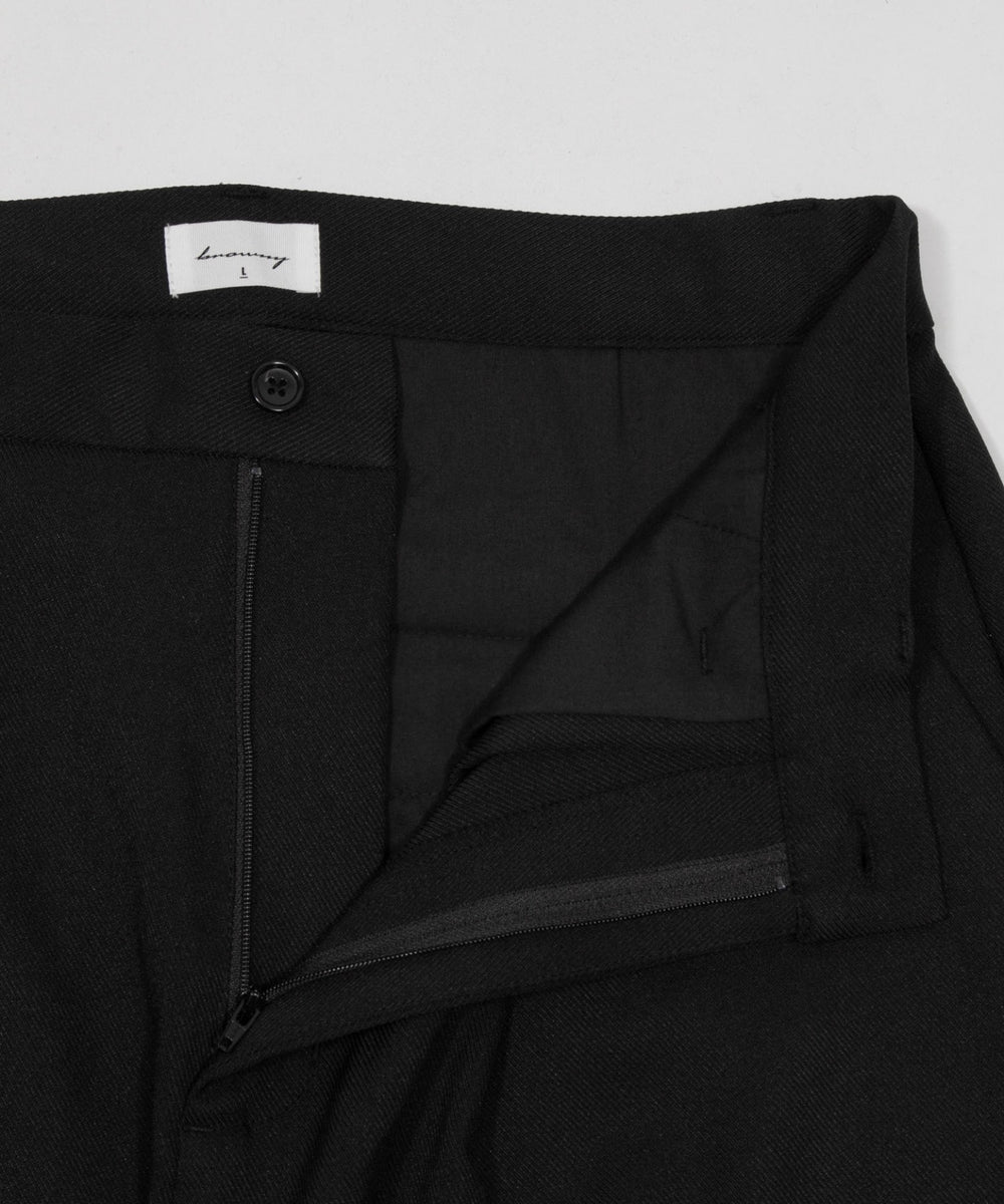 タックバギートラウザー