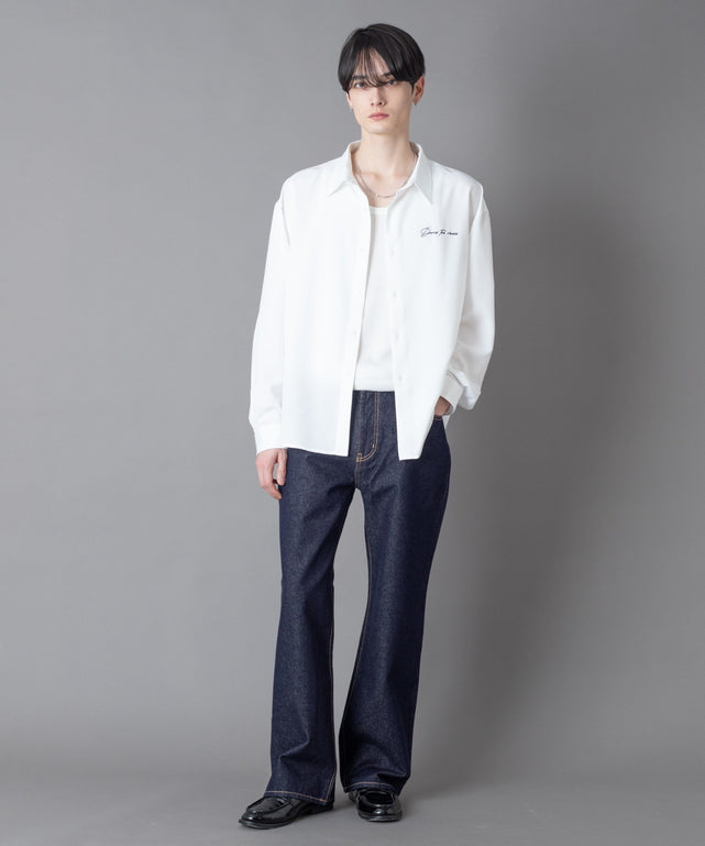 ホワイト モデル：180㎝　L着用