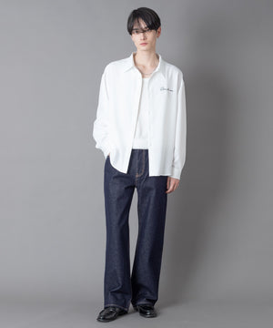 ホワイト モデル：180㎝　L着用