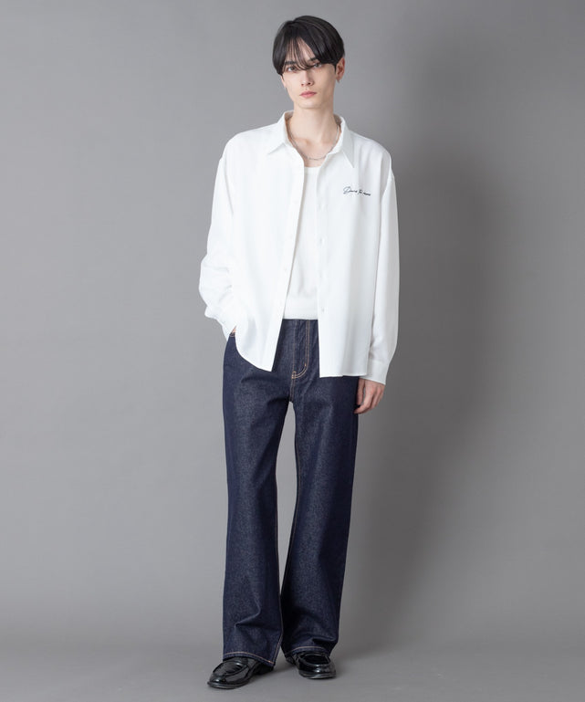 ホワイト モデル：180㎝　L着用