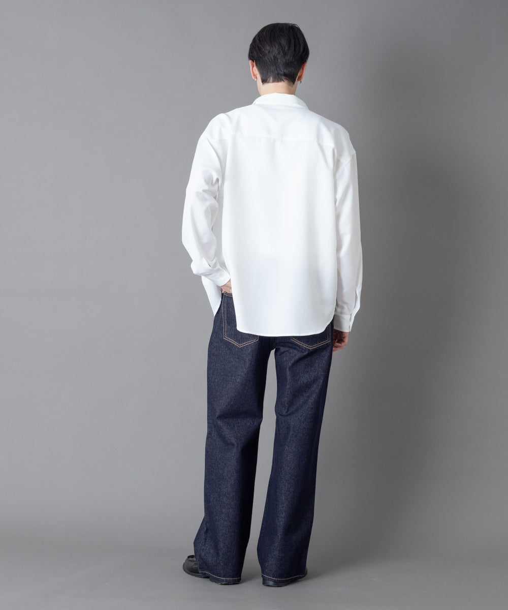 ホワイト モデル：180㎝　L着用