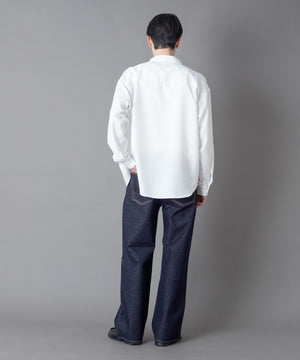 ホワイト モデル：180㎝　L着用