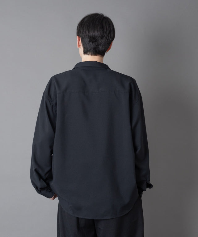 ブラック モデル：180㎝　L着用