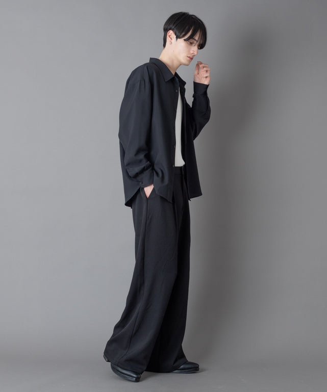 ブラック モデル：180㎝　L着用