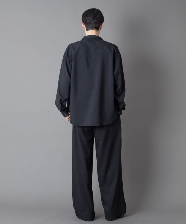 ブラック モデル：180㎝　L着用