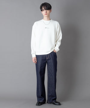 ホワイト モデル：180㎝　L着用