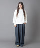 ホワイト モデル：162㎝　M着用
