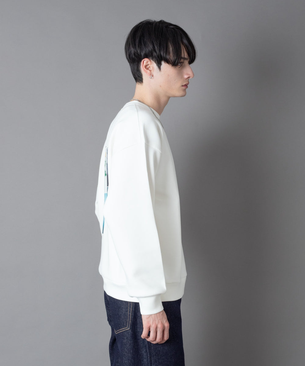 ホワイト モデル：180㎝　L着用