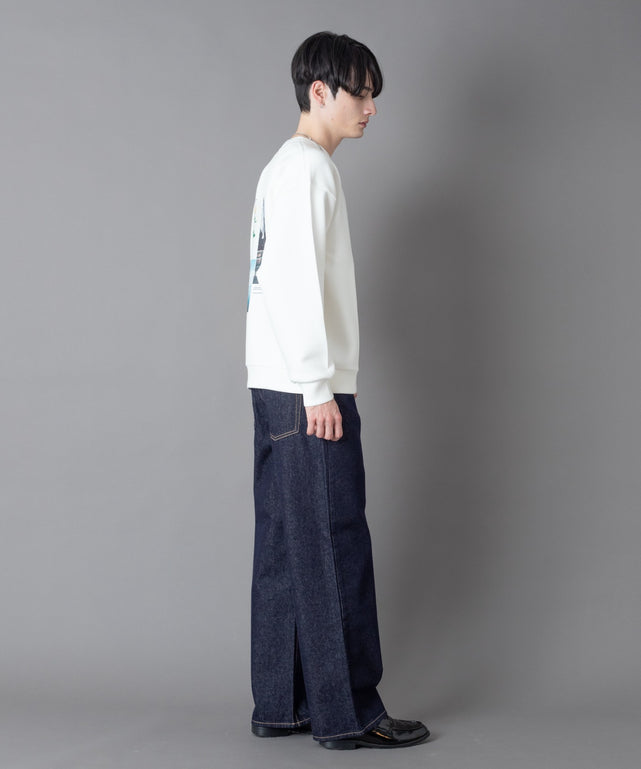 ホワイト モデル：180㎝　L着用