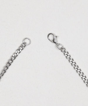 アクセ付きフォトグラフィックプルオーバー