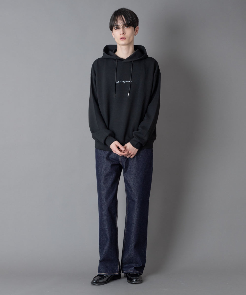 ブラック モデル：180㎝　L着用