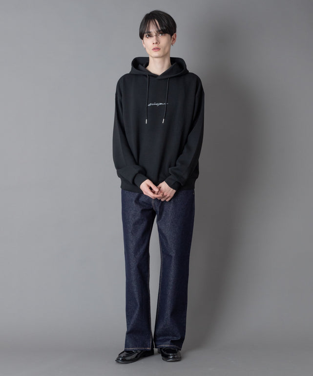 ブラック モデル：180㎝　L着用