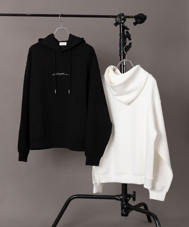 ワンポイントプルパーカー