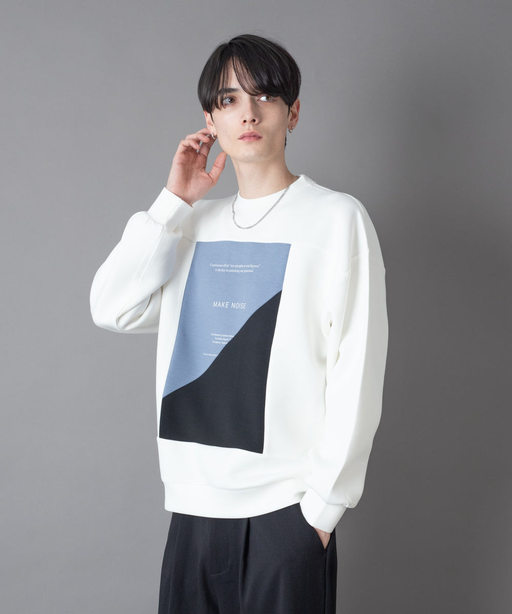 ホワイト モデル：180㎝　L着用