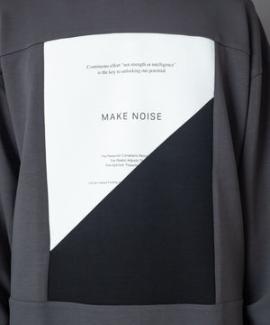 カラーパネルプルオーバー