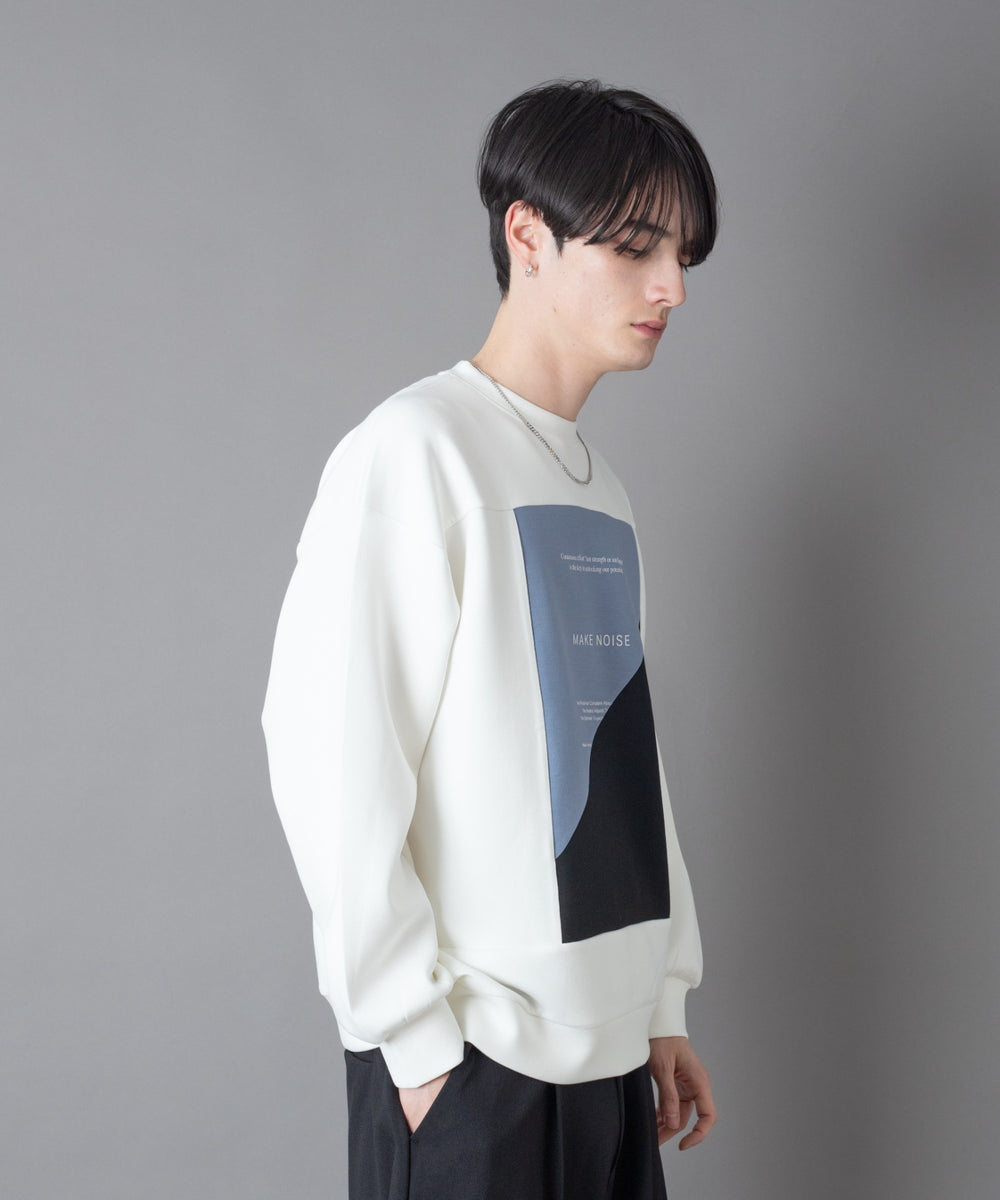 ホワイト モデル：180㎝　L着用