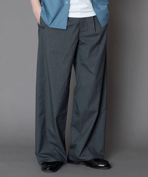 ｸﾞﾚｰｽﾄﾗｲﾌﾟ モデル：180cm L着用