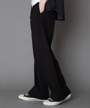 ﾌﾞﾗｯｸ モデル：180cm L着用