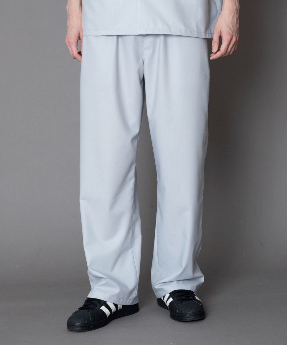 Lｸﾞﾚｰ モデル：180cm L着用