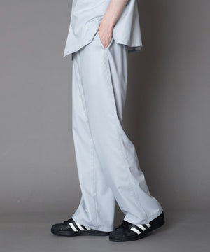 TRイージーストレートスラックス