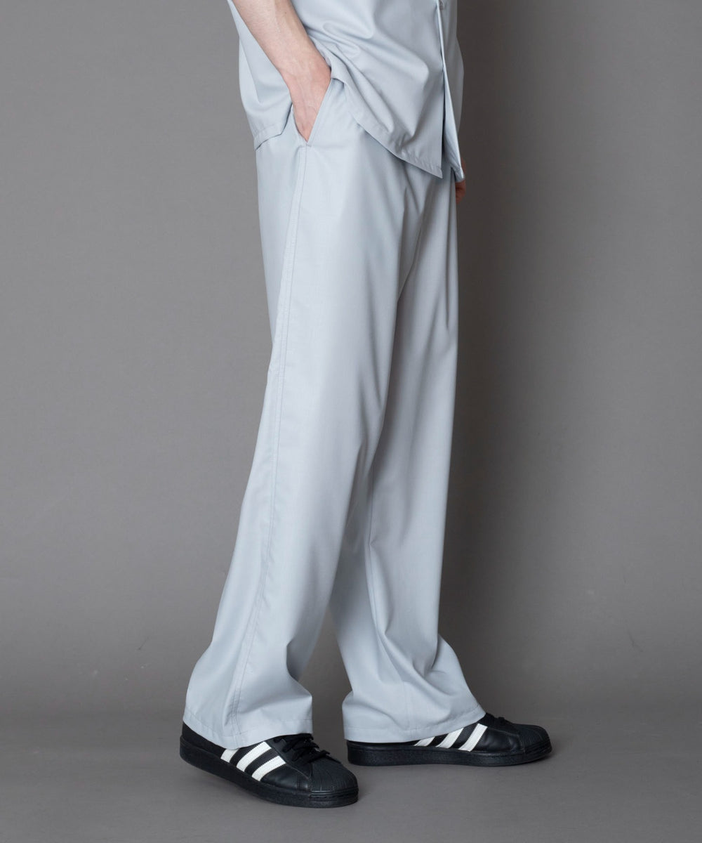 Lｸﾞﾚｰ モデル：180cm L着用