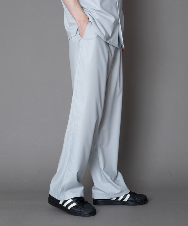 Lｸﾞﾚｰ モデル：180cm L着用