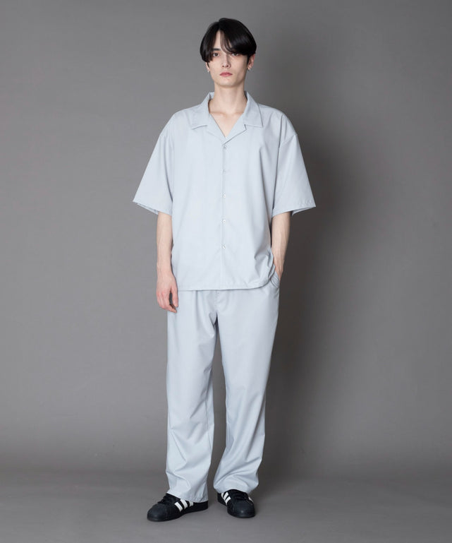 Lｸﾞﾚｰ モデル：180cm L着用