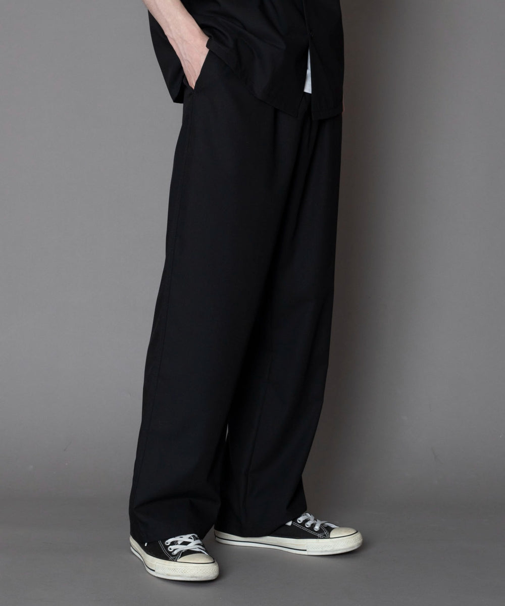 ﾌﾞﾗｯｸ モデル：180cm L着用