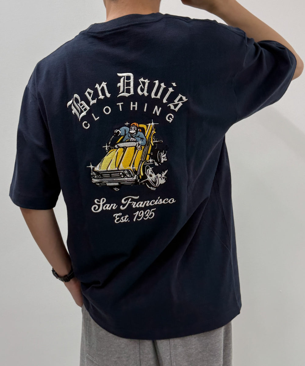 ネイビー モデル：175cm L着用