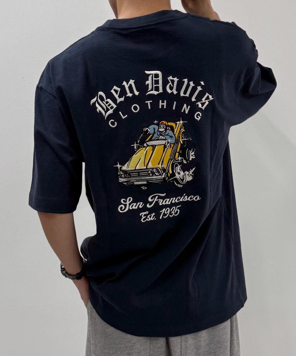 ネイビー モデル：175cm L着用