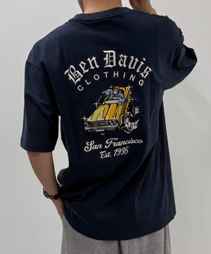 ネイビー モデル：175cm L着用