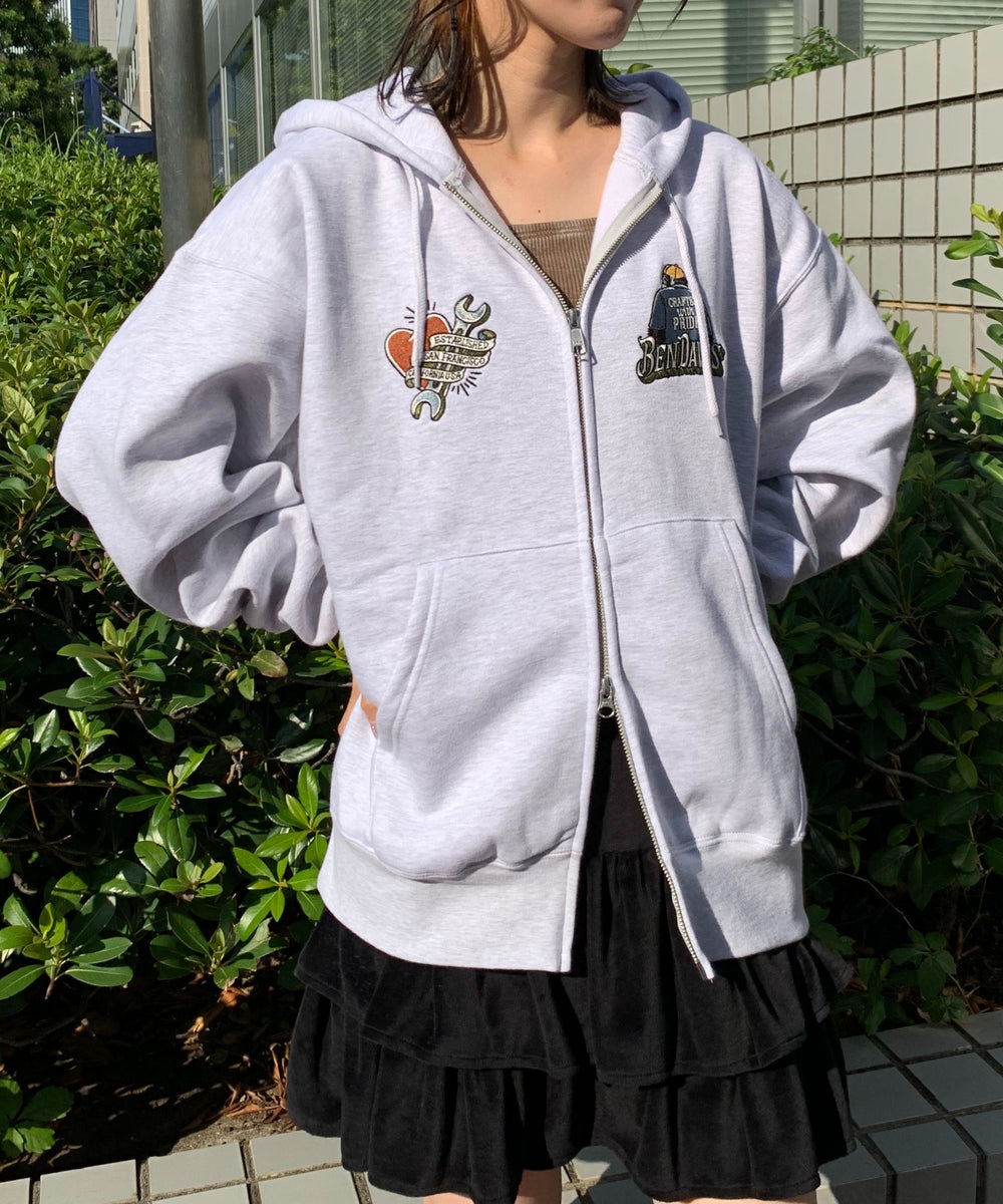 アッシュグレー モデル:165cm Lサイズ着用