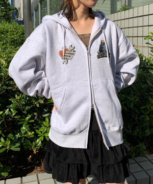 アッシュグレー モデル:165cm Lサイズ着用