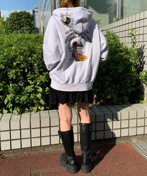 アッシュグレー モデル:165cm Lサイズ着用