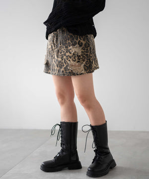 ベージュ　モデル：155㎝　M着用