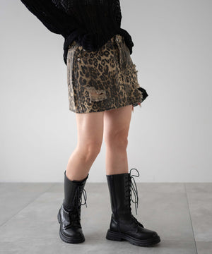 ベージュ　モデル：155㎝　M着用