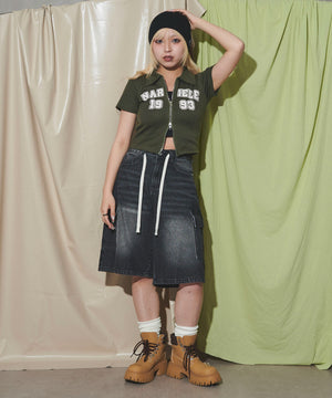 ブラック モデル：155cm M着用