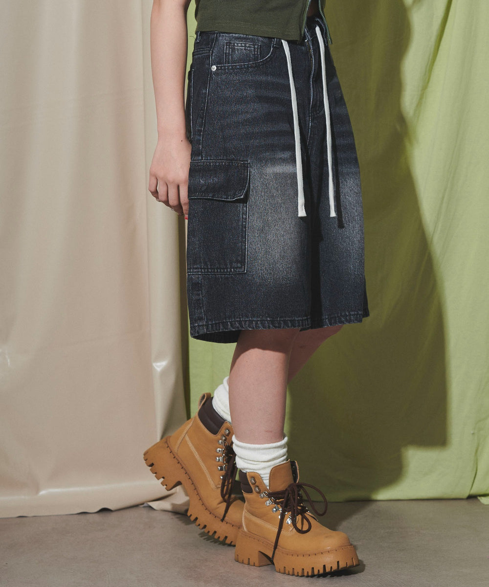 ブラック モデル：155cm M着用