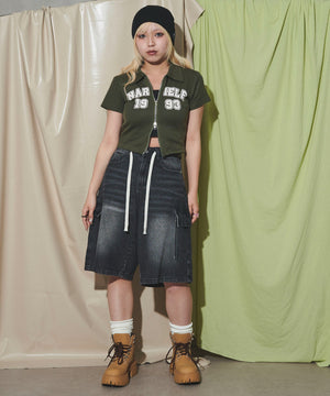 ブラック モデル：155cm M着用