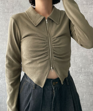 カーキ　モデル:155cm F着用