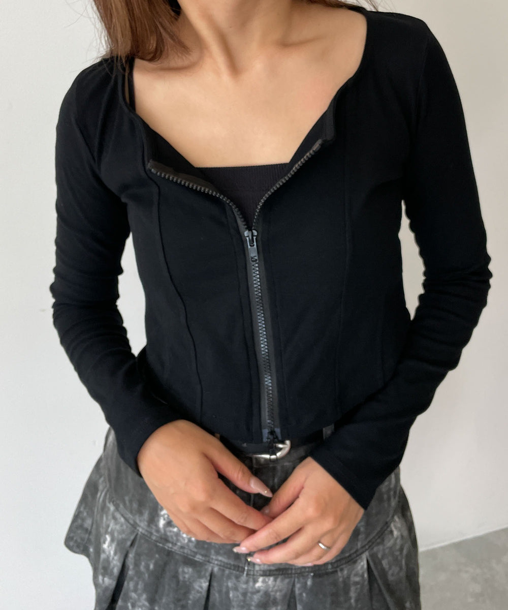 ブラック　モデル：155cm F着用