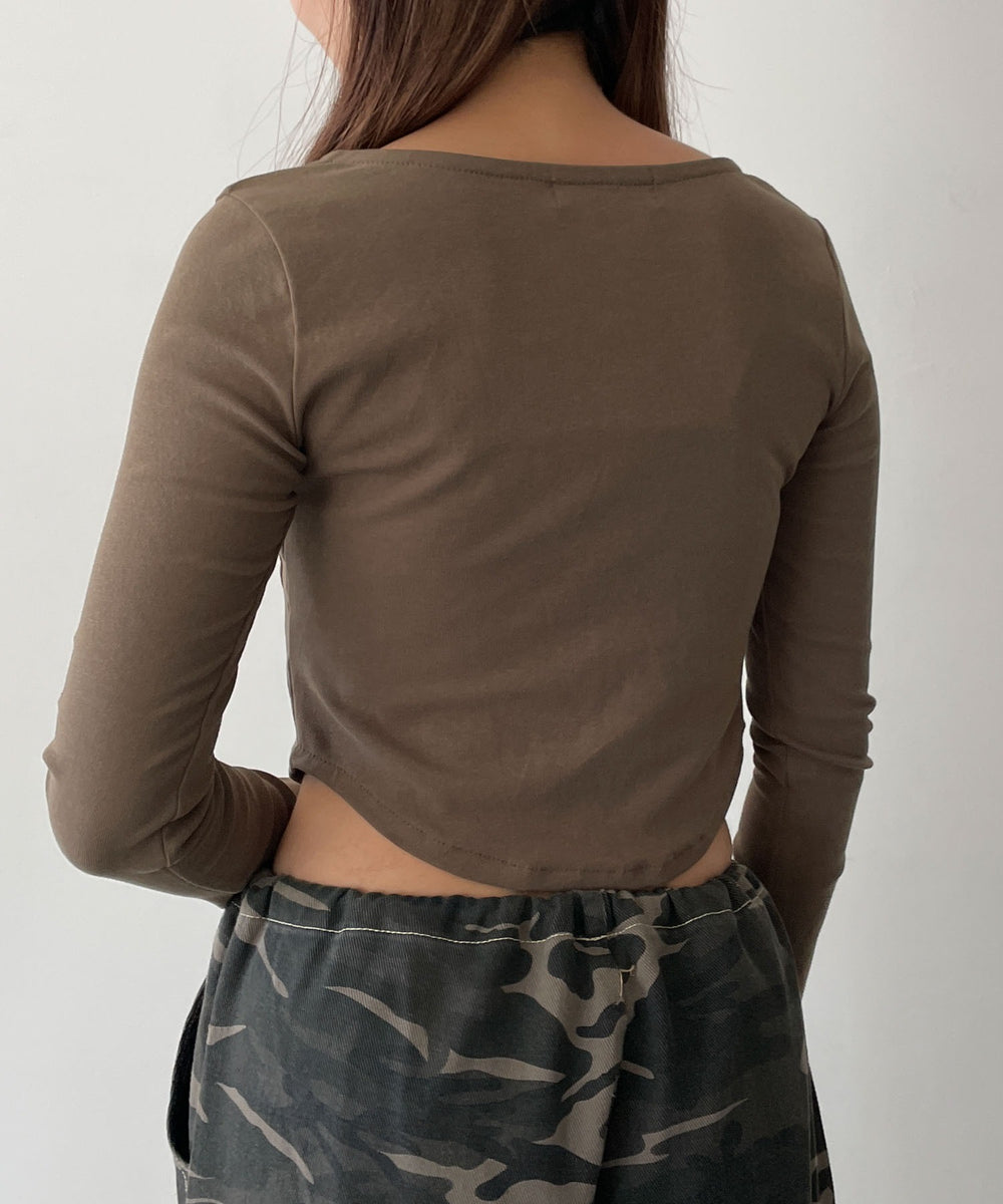 カーキ　モデル：155cm F着用