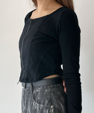 ブラック　モデル：155cm F着用