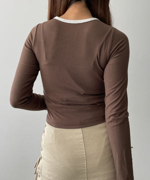 ブラウン　モデル:155cm F着用