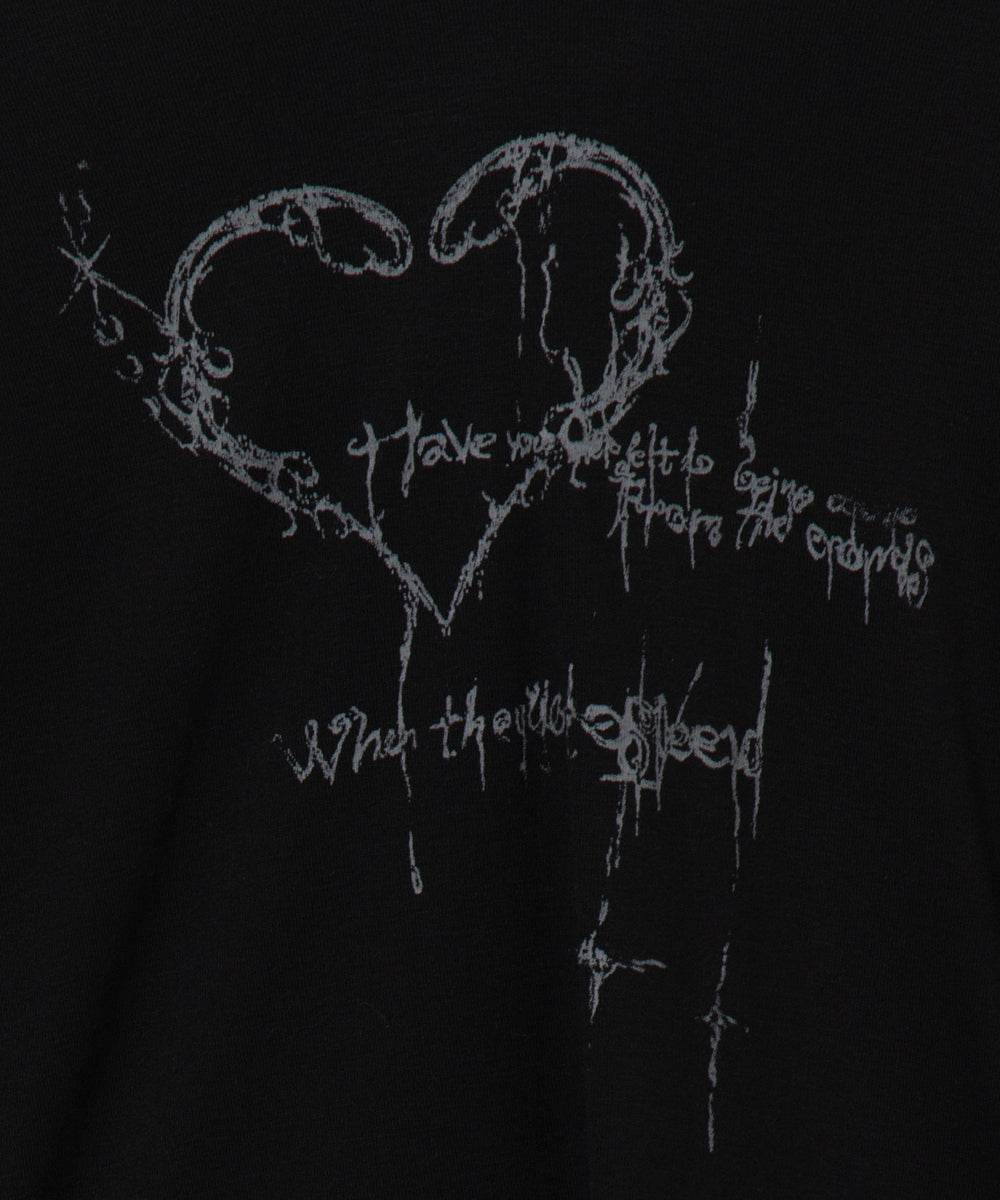 ハートグラフィックフードトップス