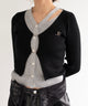 ブローチ付きフロントフックカーデイガン/ブラック　モデル:155cm F着用