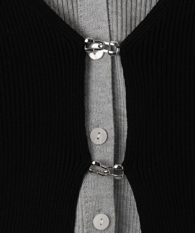 ブローチ付きフロントフックカーデイガン