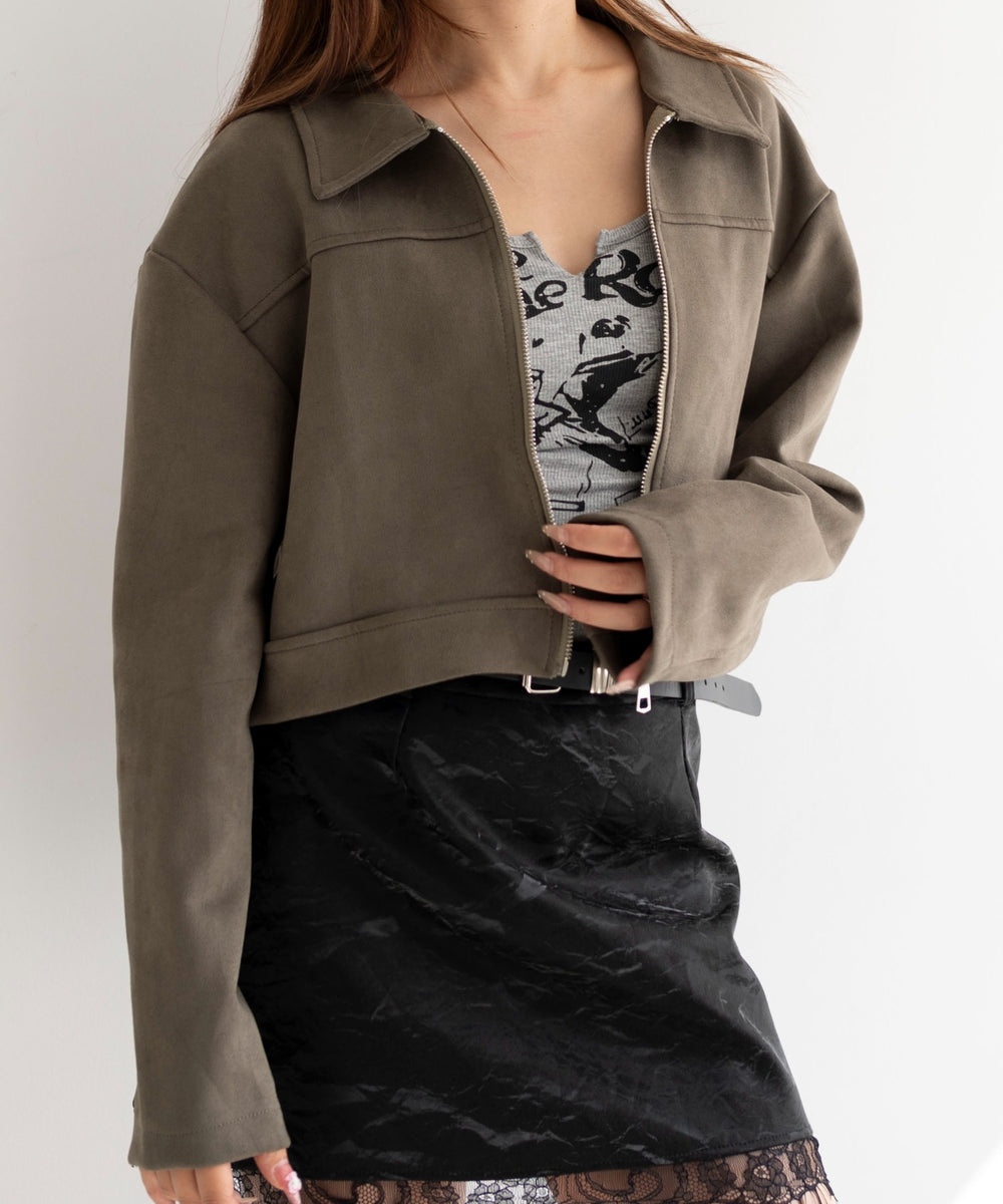 カーキ　モデル:155cm F着用