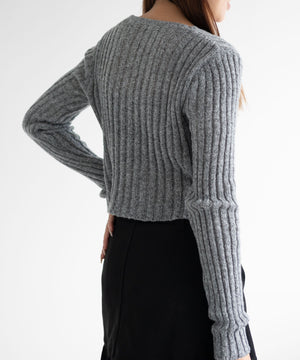 グレー　モデル:155cm F着用