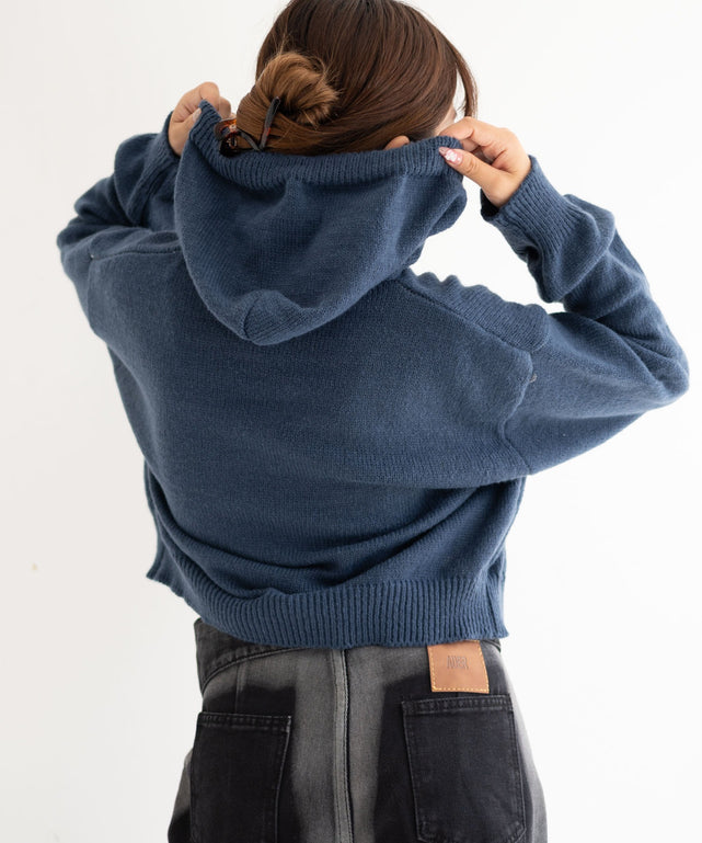 ネイビー　モデル:155cm F着用